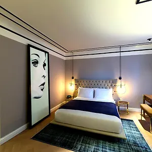 4* מלון Walton Galata